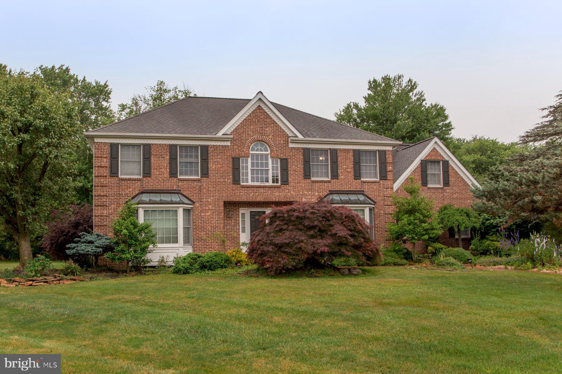 312 BLESS CIRCLE