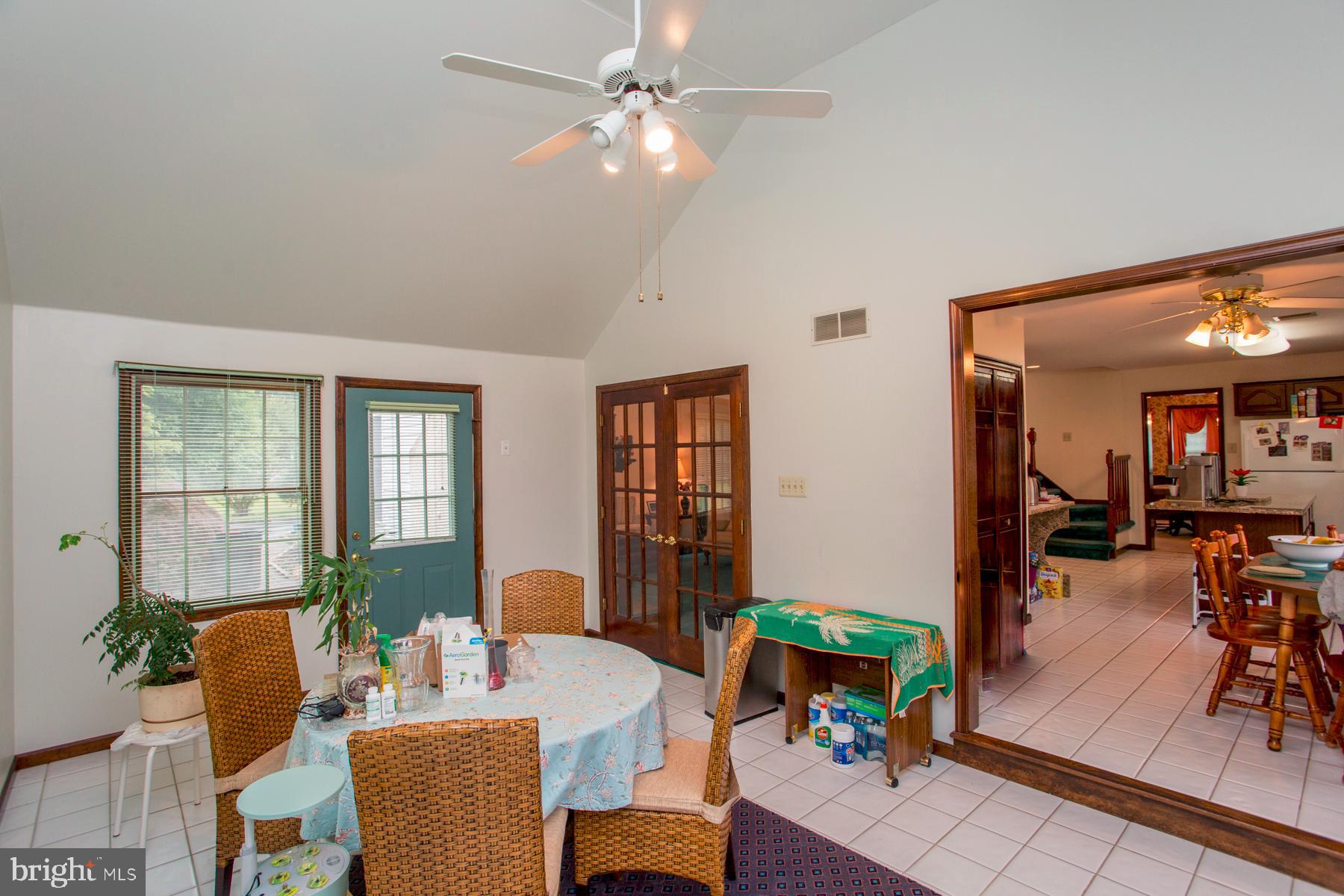 SHEFFIELD GATE - Residential