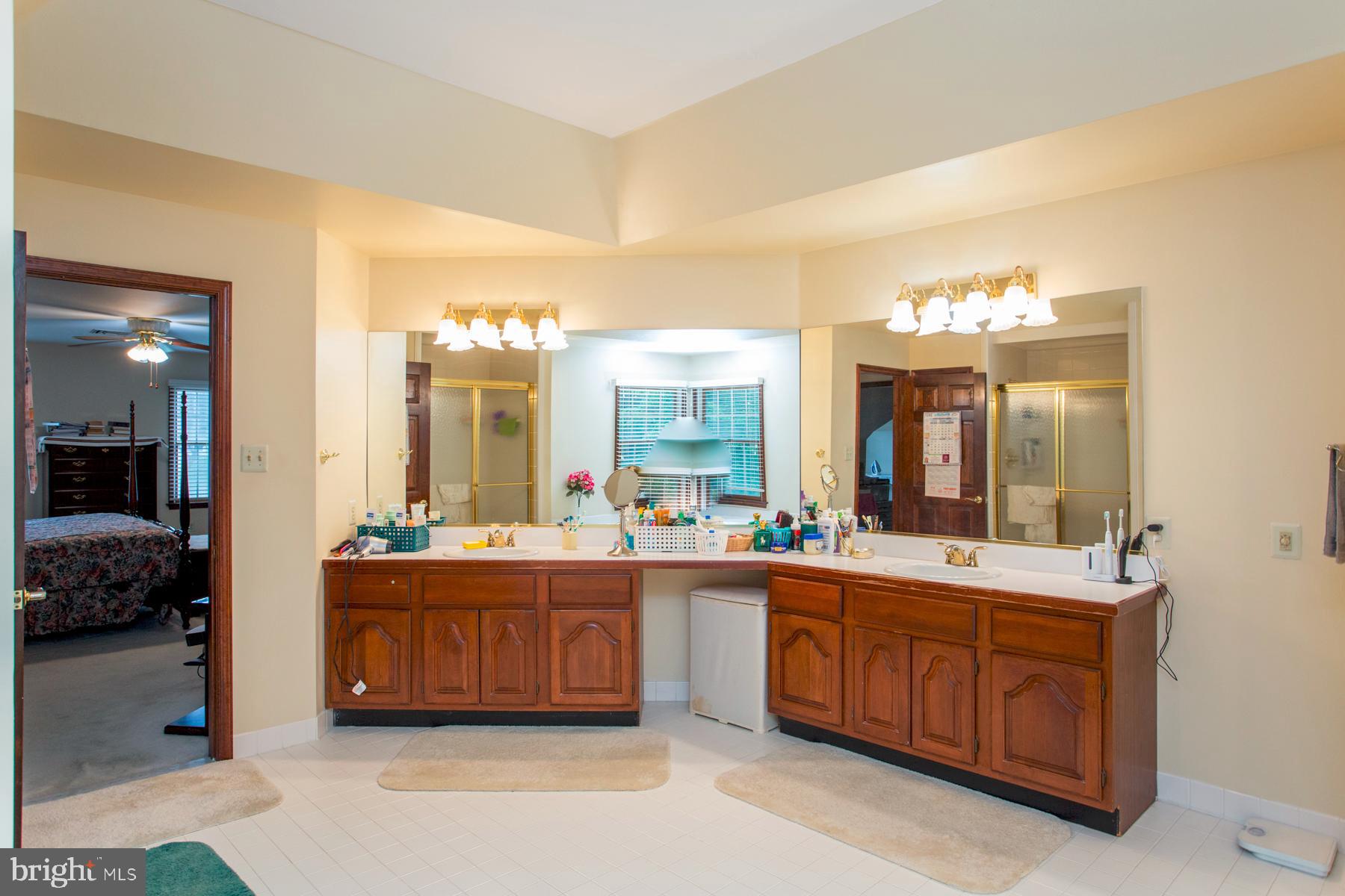 SHEFFIELD GATE - Residential