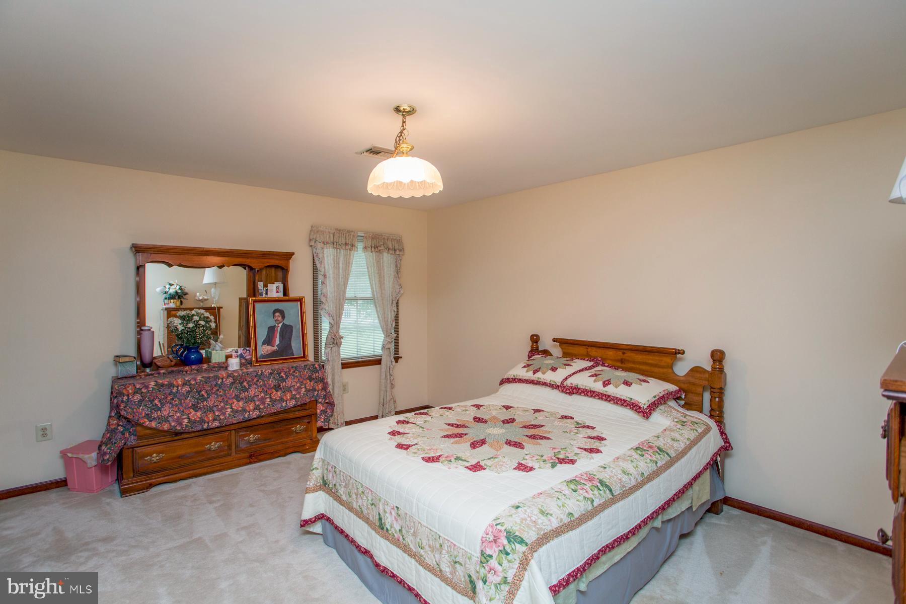 SHEFFIELD GATE - Residential