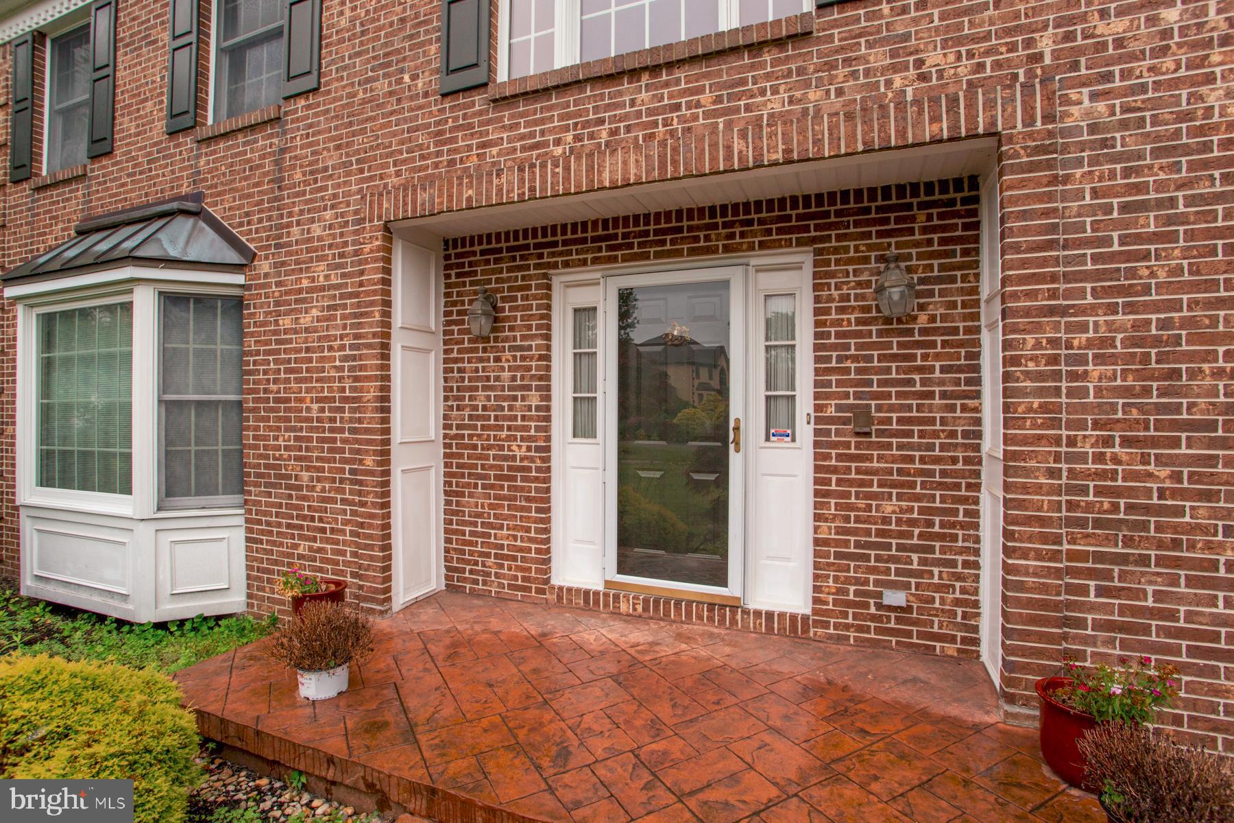 312 BLESS CIRCLE