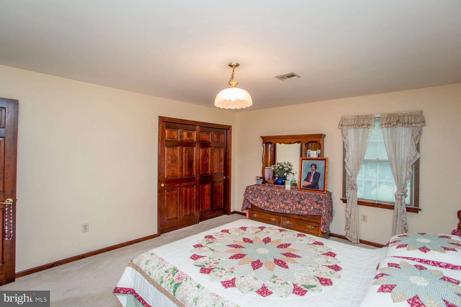 SHEFFIELD GATE - Residential