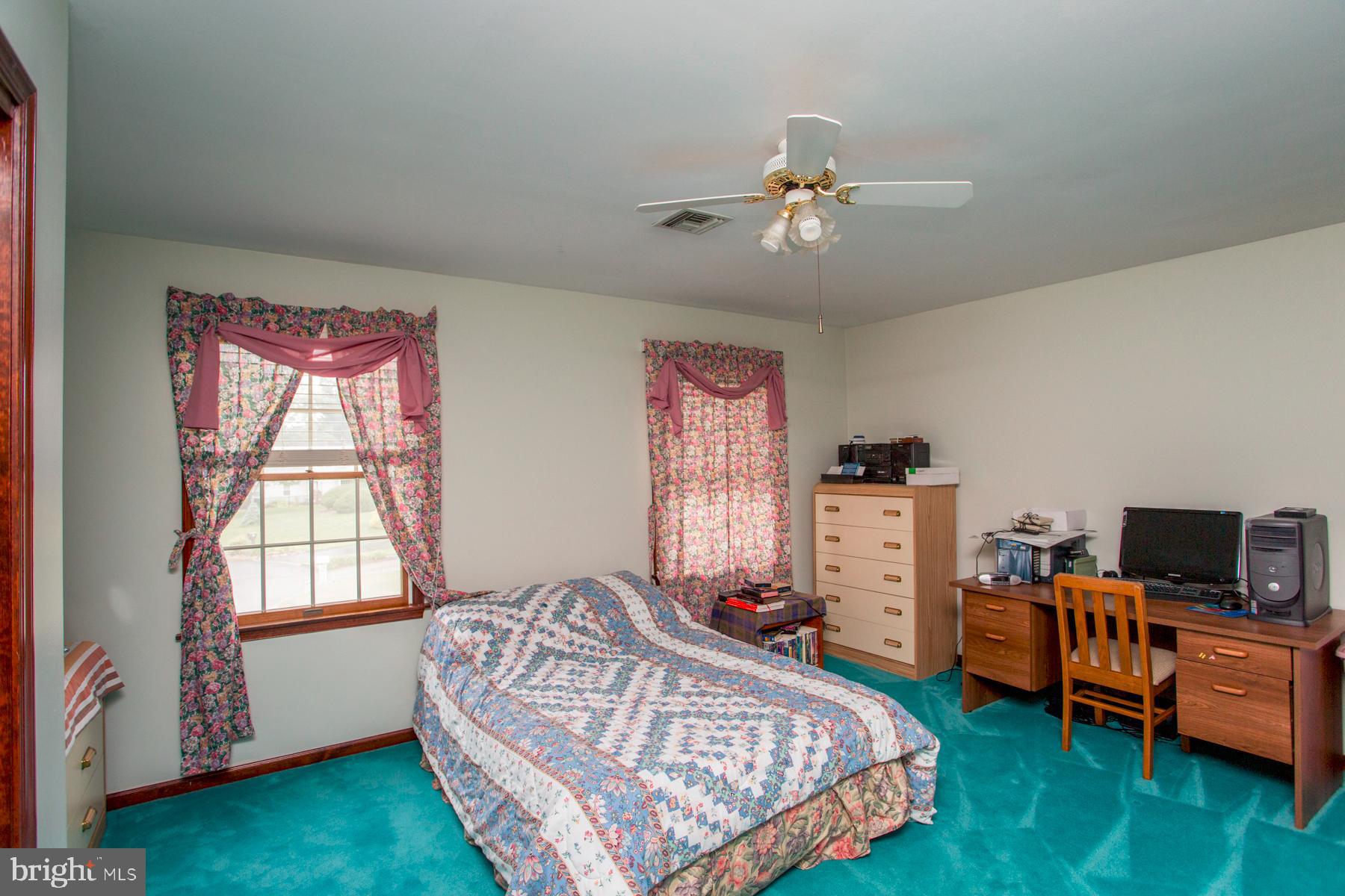 SHEFFIELD GATE - Residential