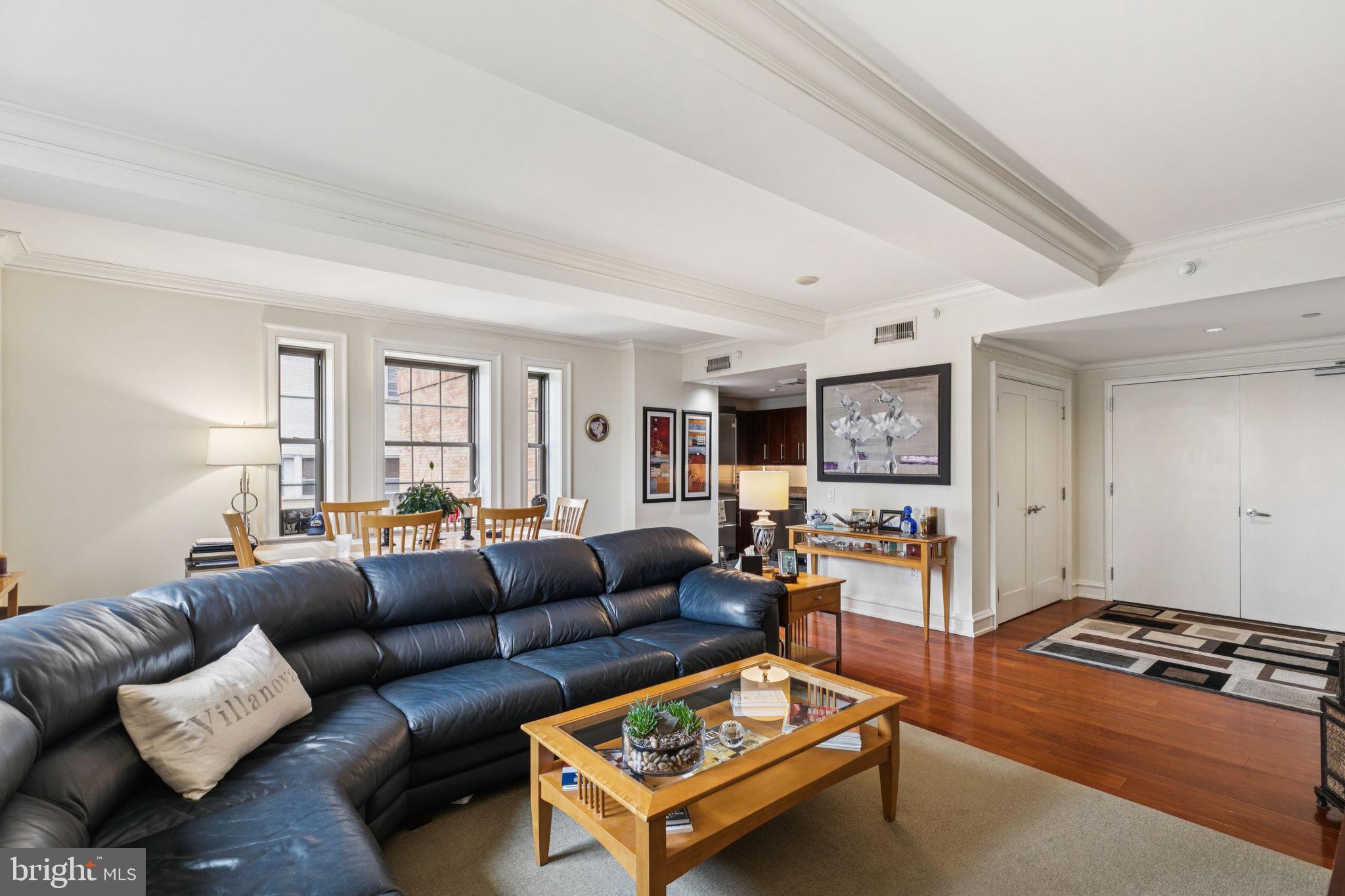 RITTENHOUSE SQUARE - Residential