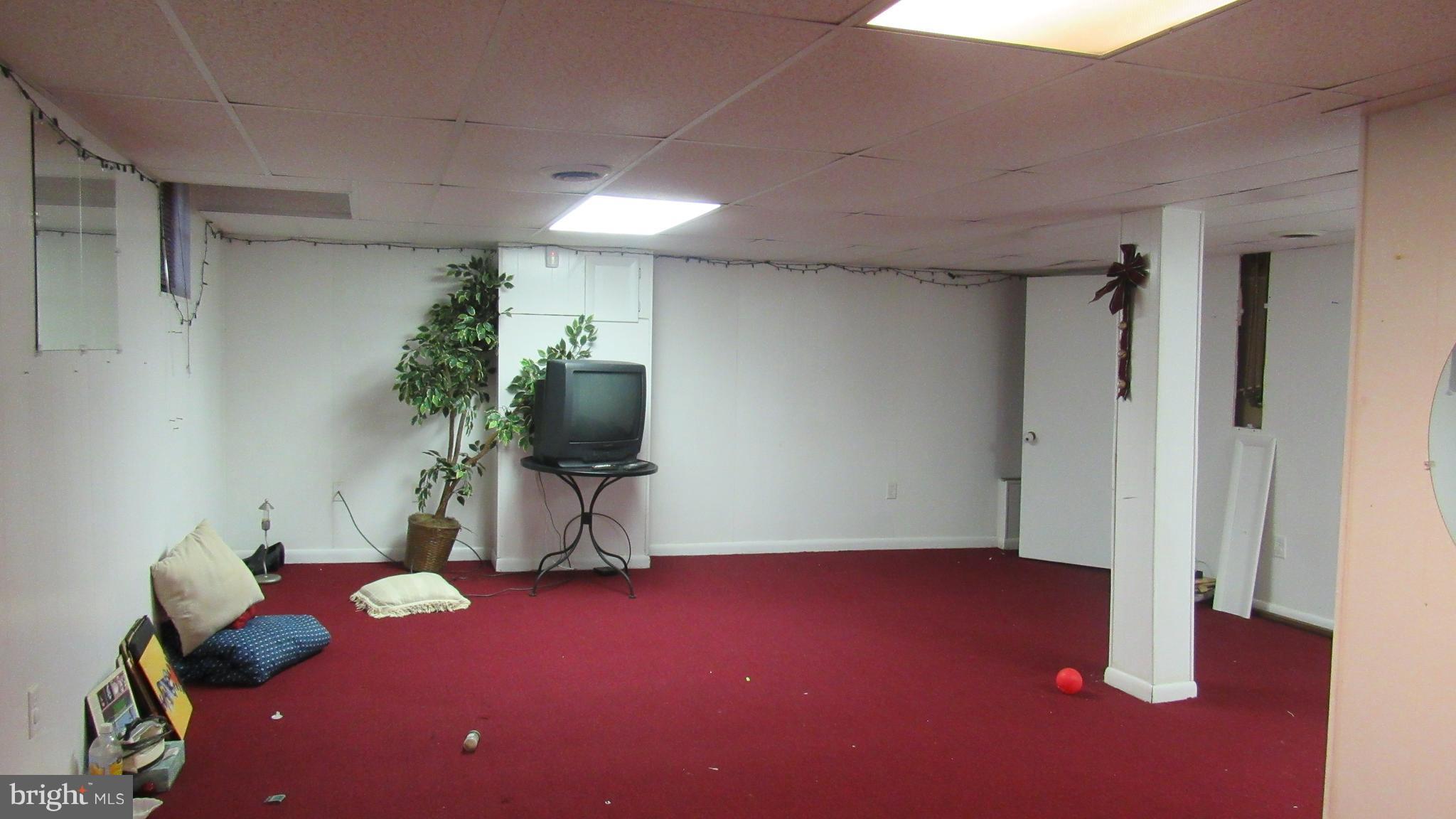 GWYNN OAK - Residential