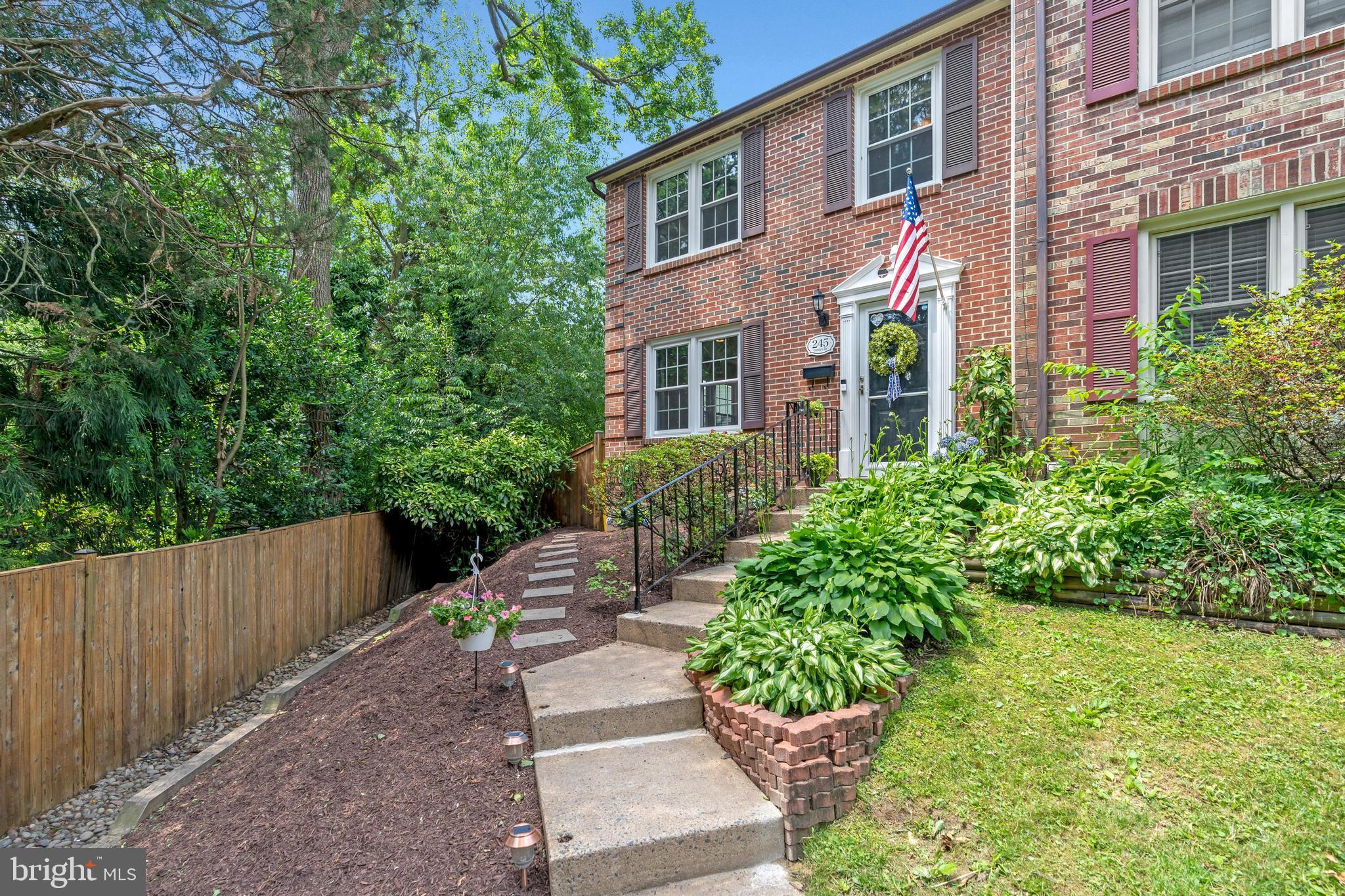 245 GUNDRY DRIVE