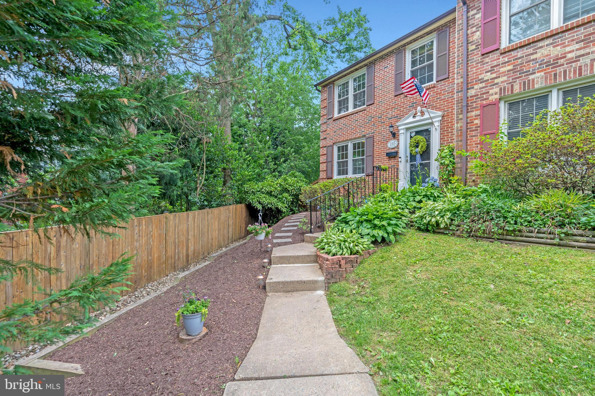 245 GUNDRY DRIVE
