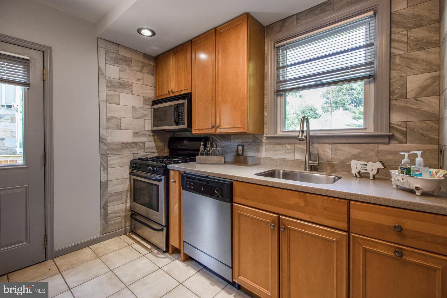 CHESWOLDE - Residential Lease