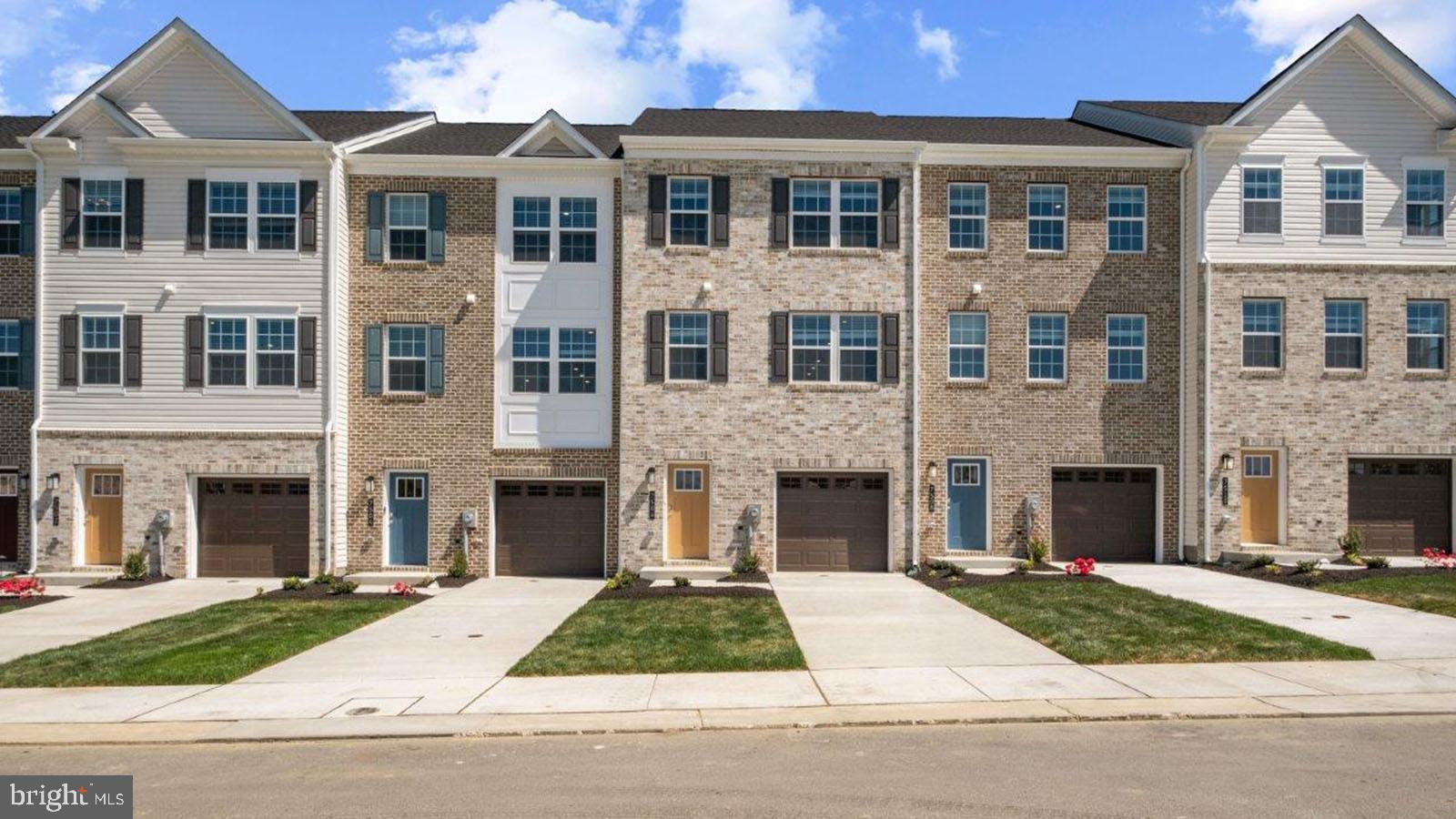 SPRING HILLS - Residential