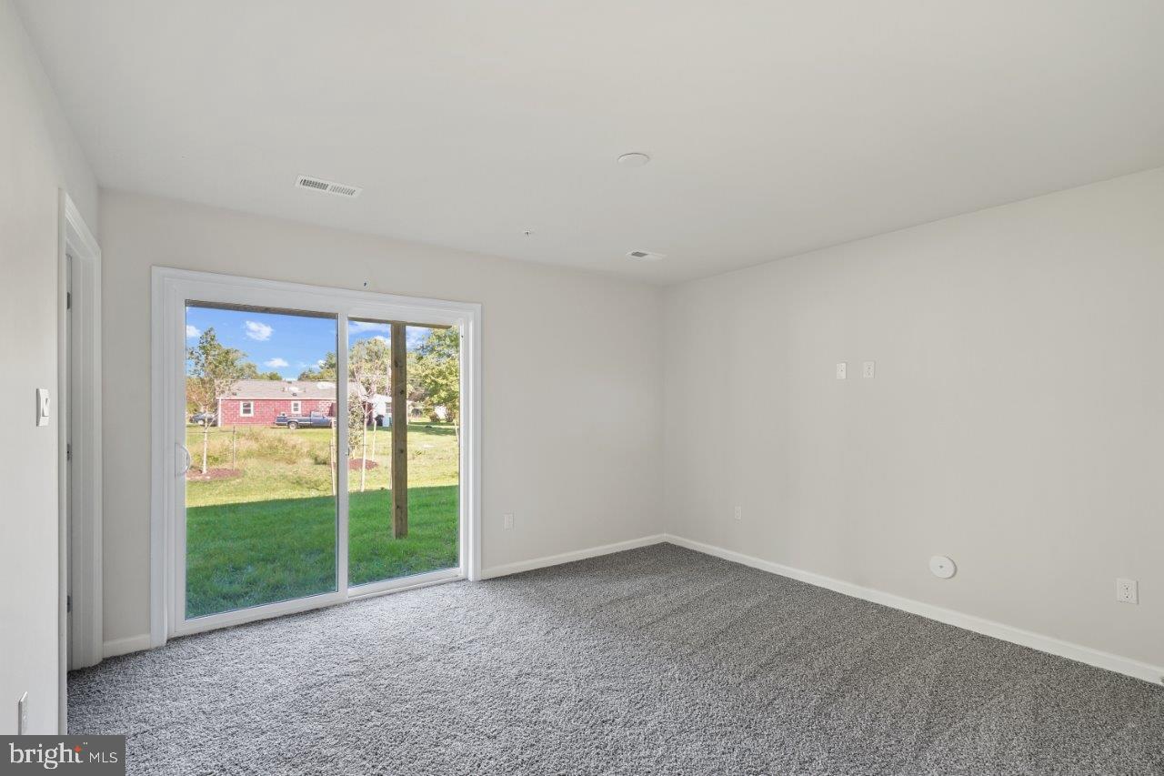 SPRING HILLS - Residential