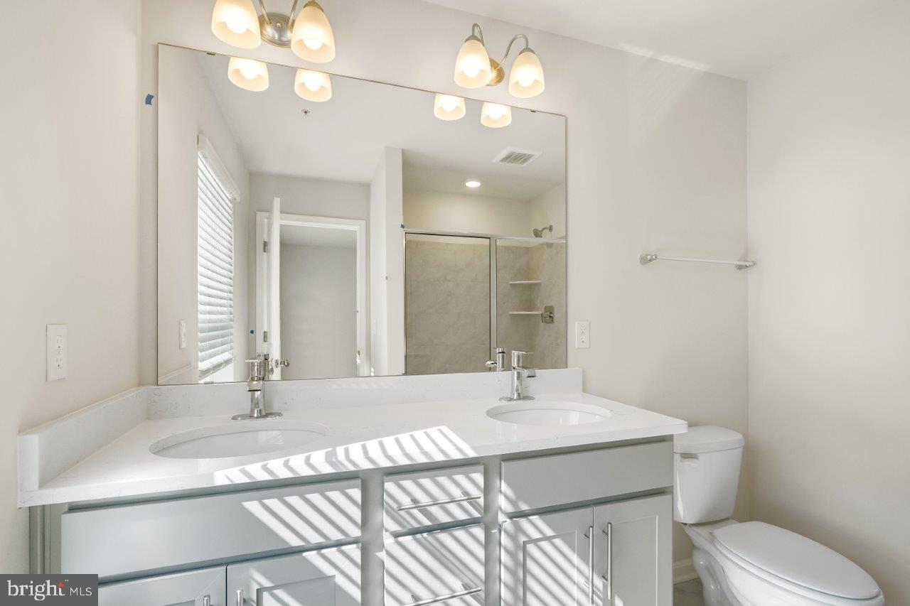 SPRING HILLS - Residential