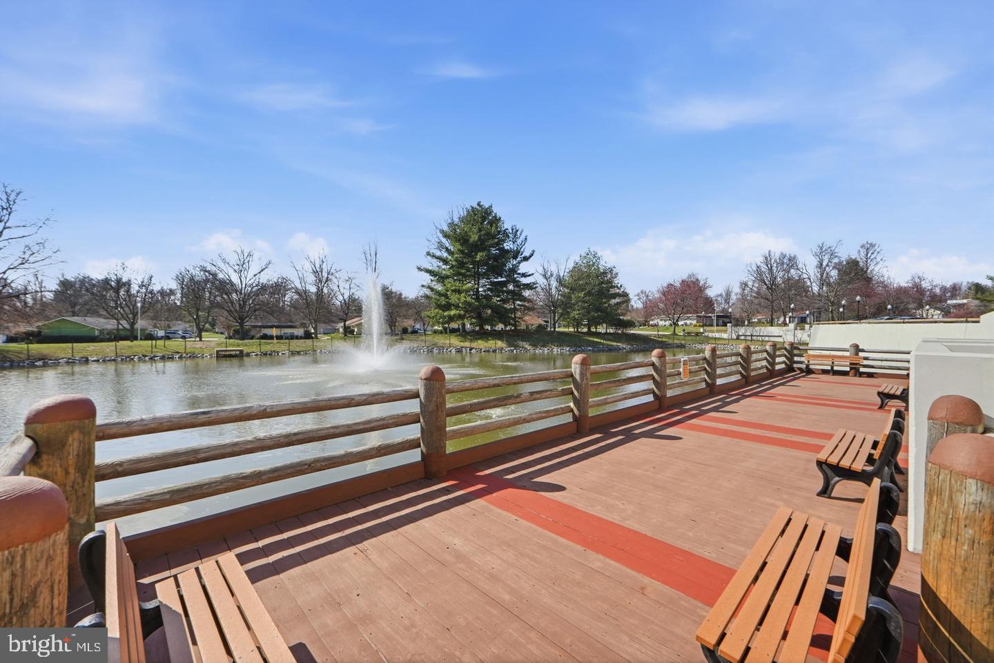 LEISURE WORLD - Residential