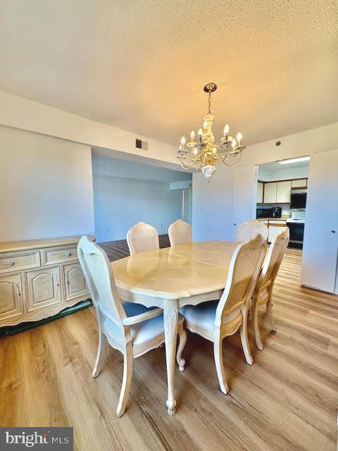 LEISURE WORLD - Residential