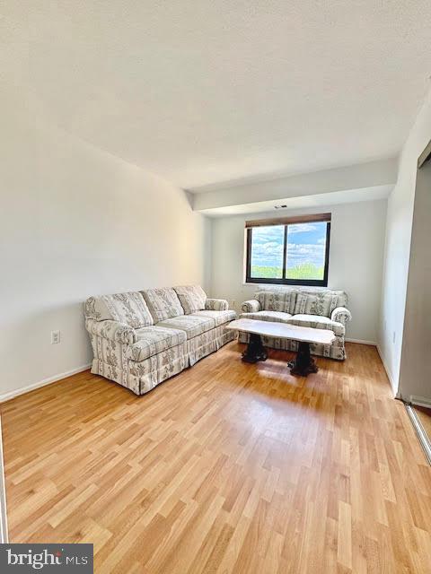 LEISURE WORLD - Residential