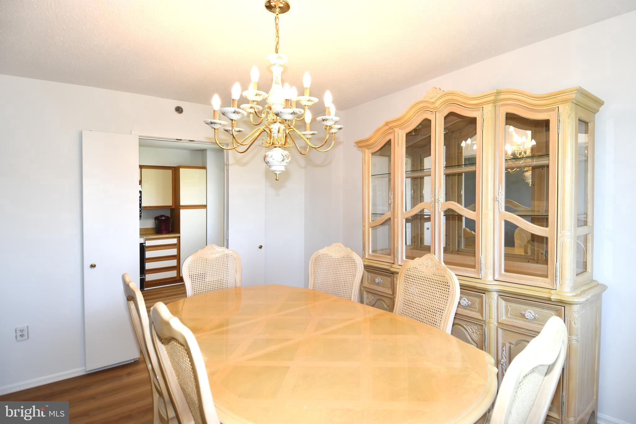LEISURE WORLD - Residential