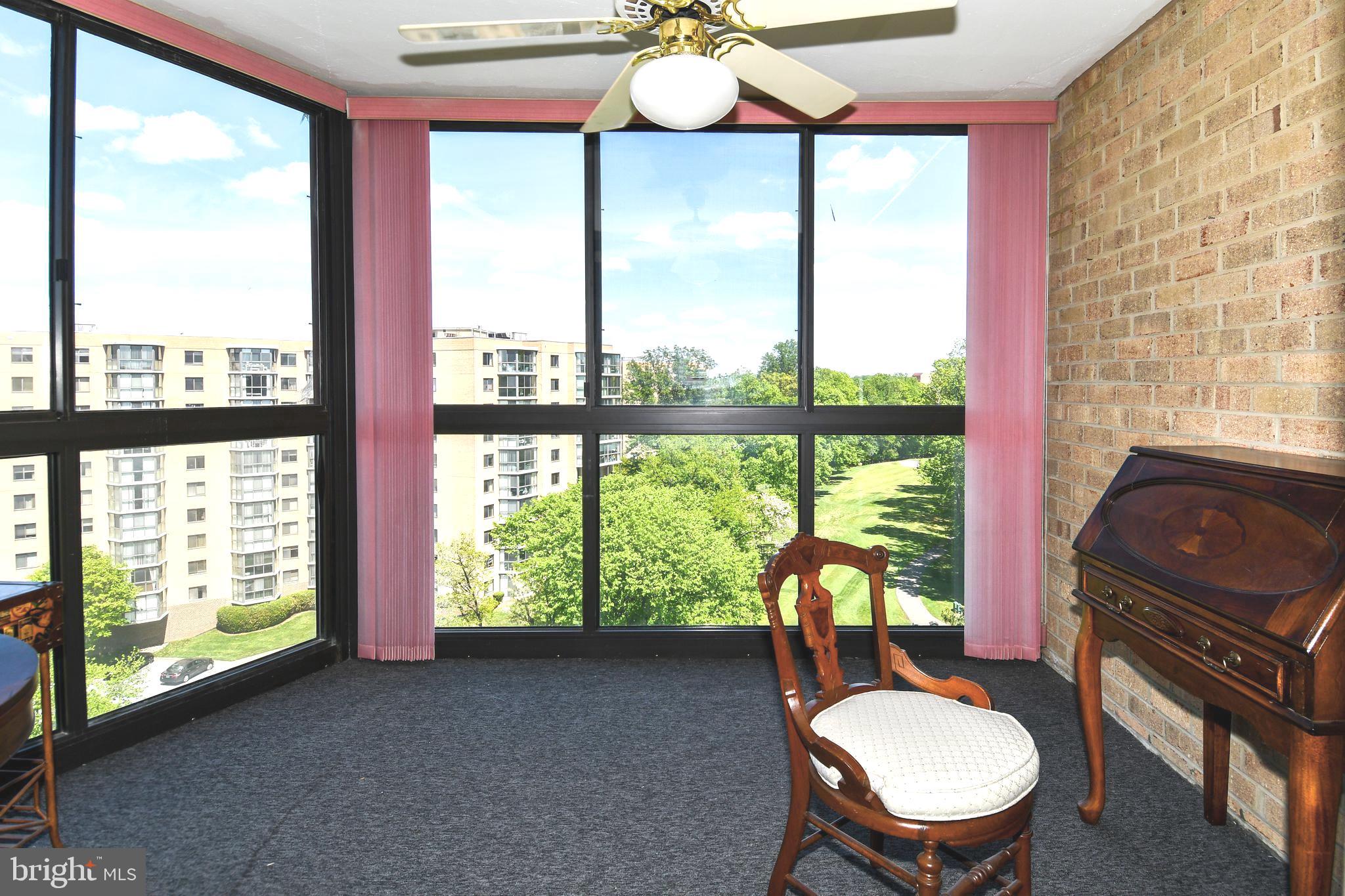 LEISURE WORLD - Residential