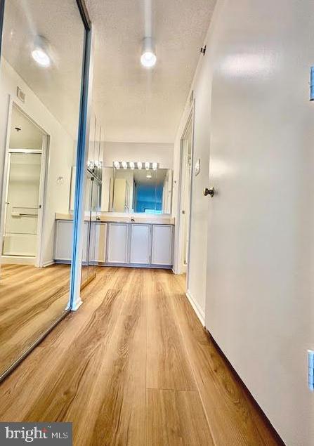 LEISURE WORLD - Residential