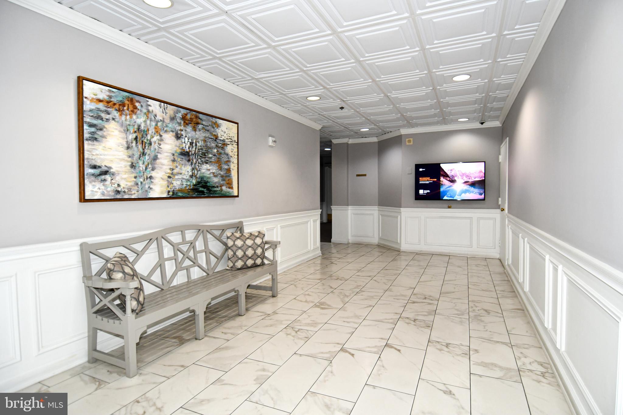 LEISURE WORLD - Residential
