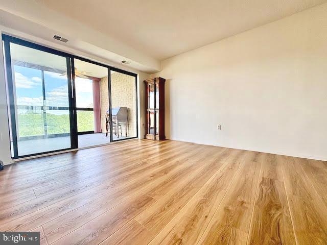 LEISURE WORLD - Residential