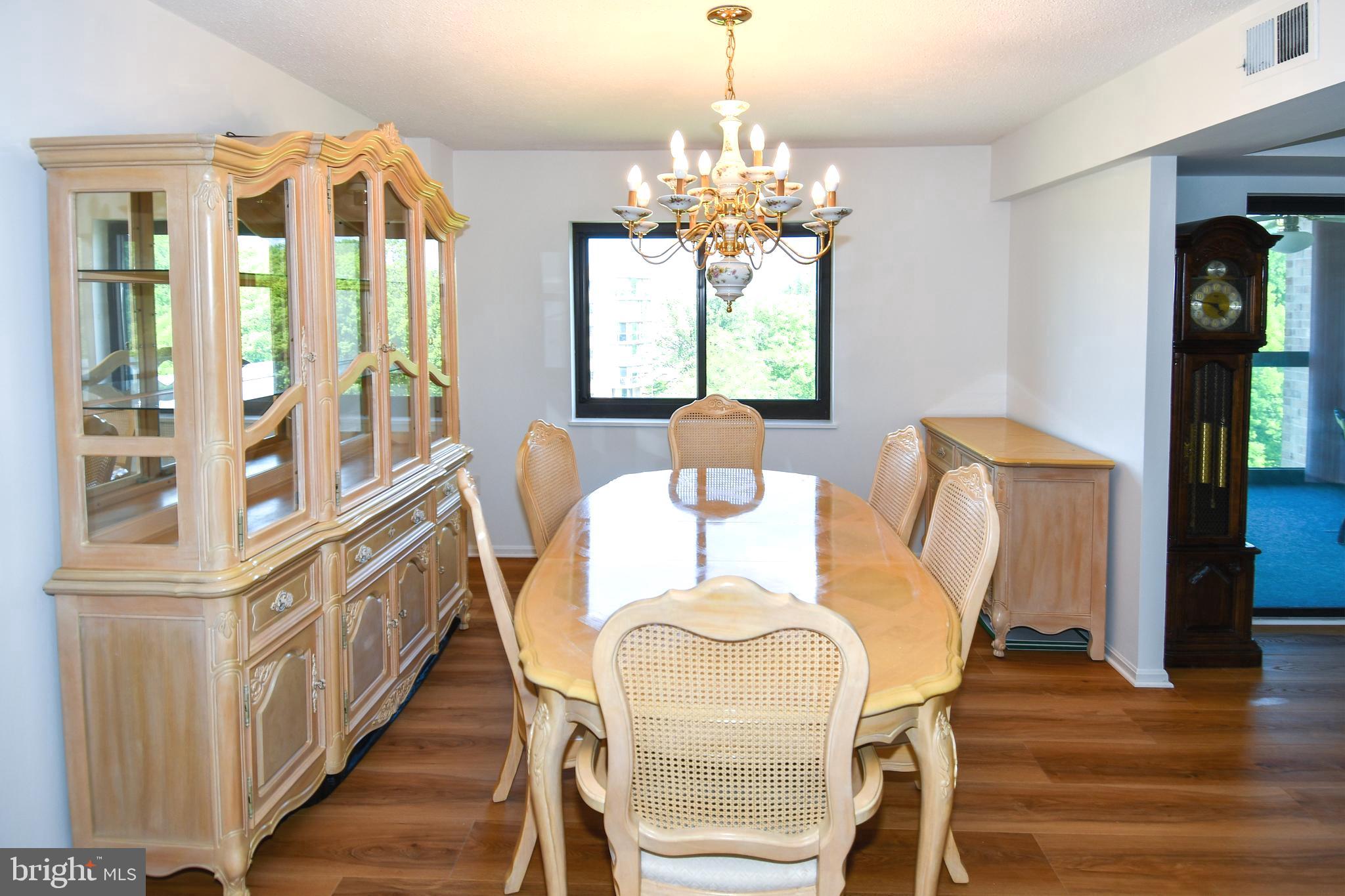 LEISURE WORLD - Residential