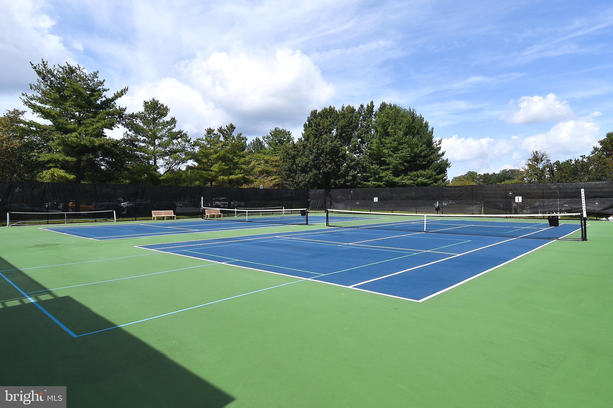 LEISURE WORLD - Residential