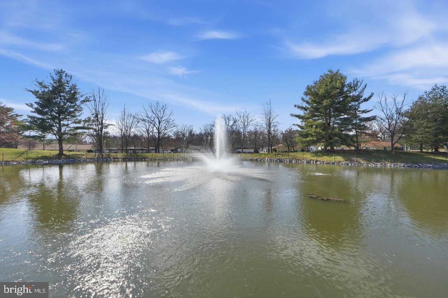 LEISURE WORLD - Residential