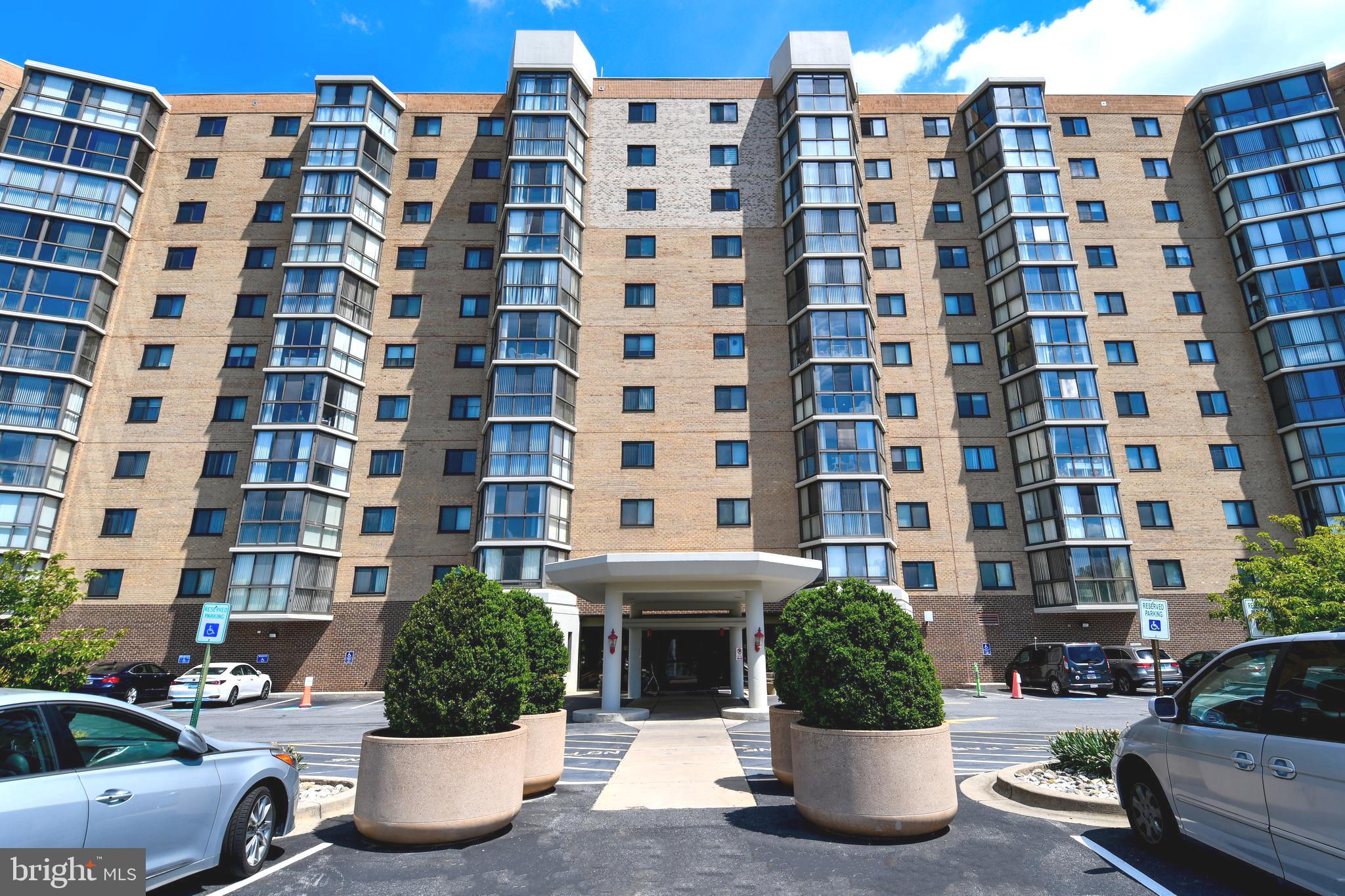 LEISURE WORLD - Residential