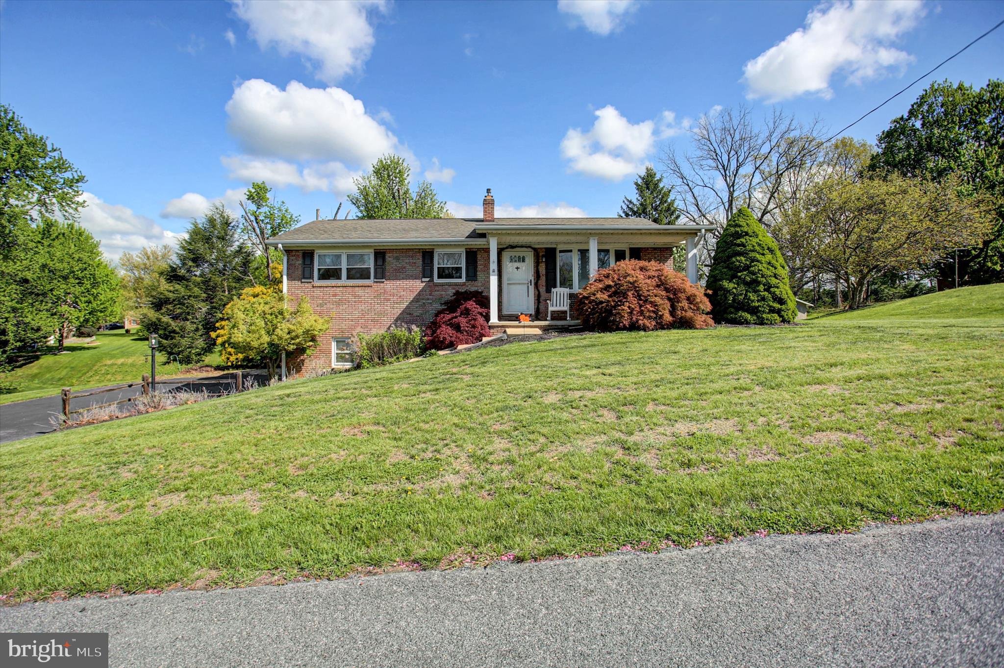 1561 LAKE SHORE DRIVE DRIVE