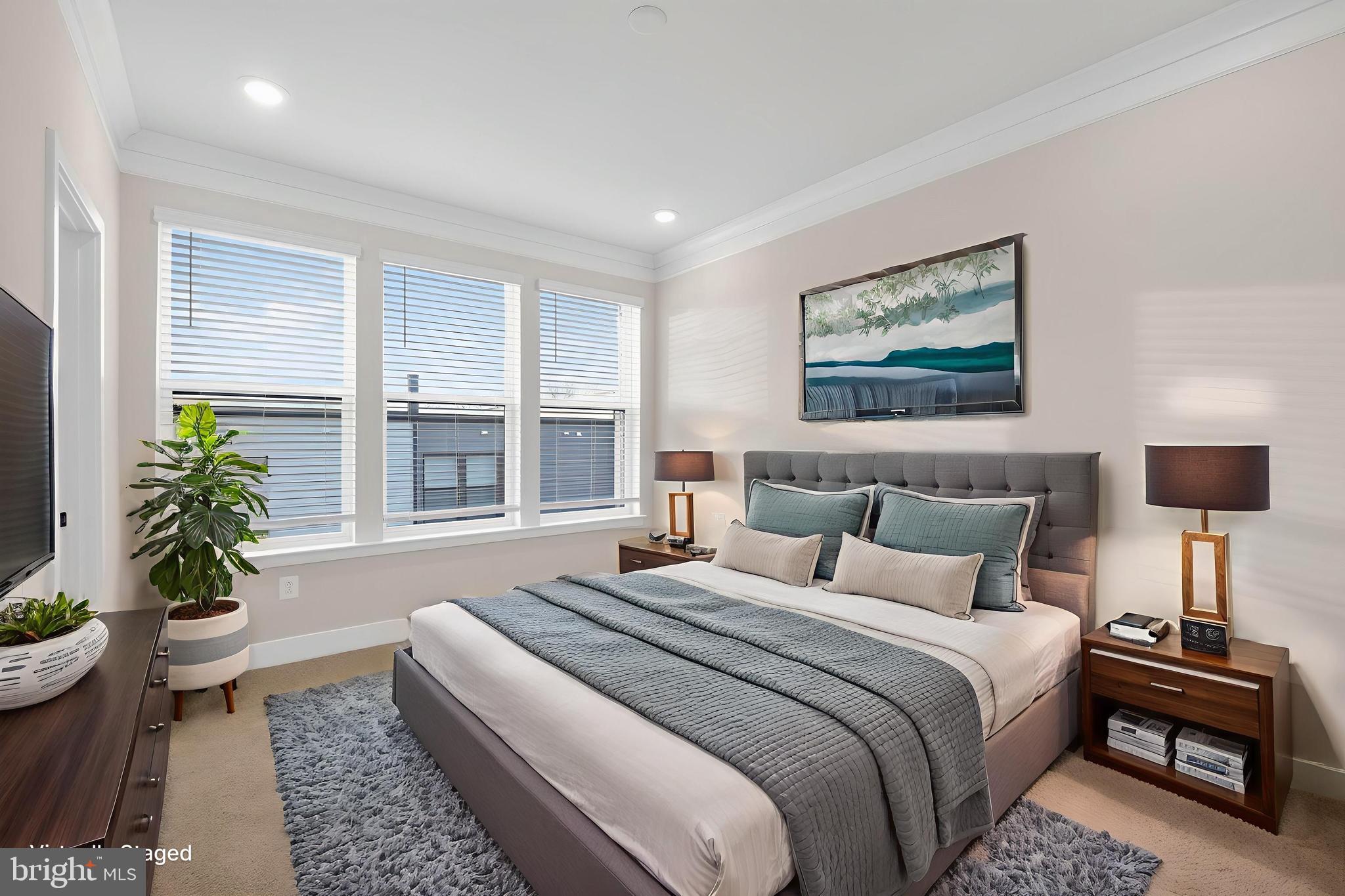 MEDFIELD - Residential