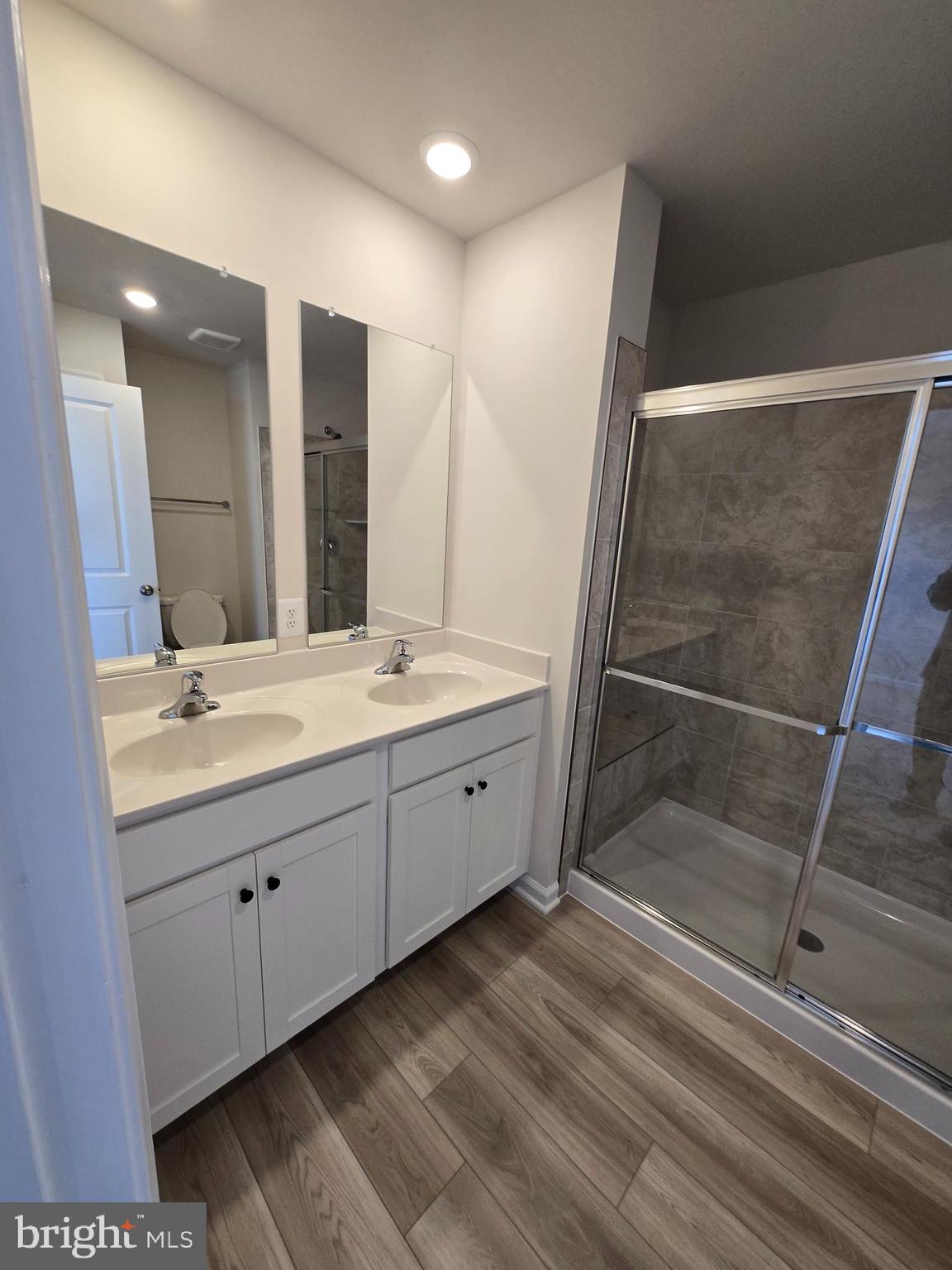 SHENANDOAH SPRINGS - Residential Lease