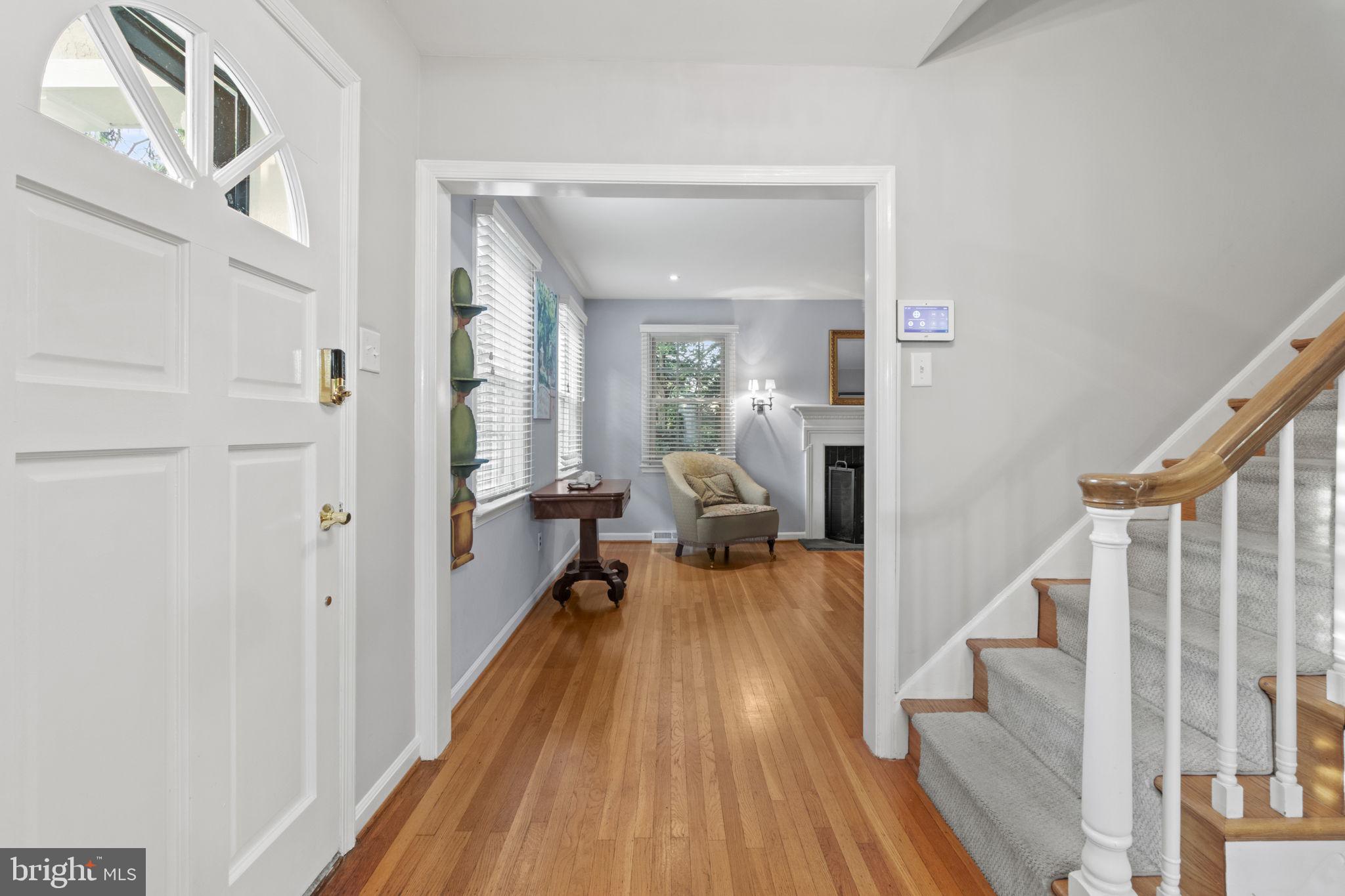 GLADWYNE - Residential