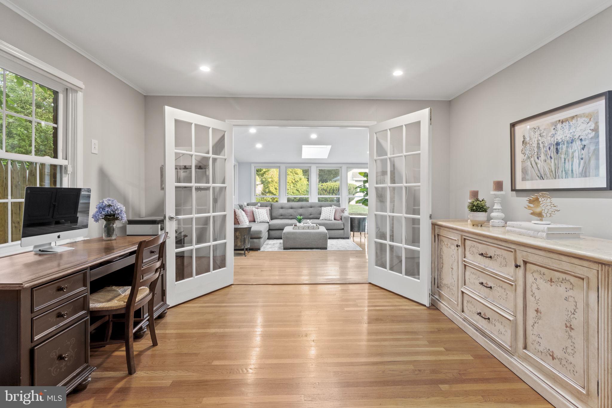 GLADWYNE - Residential