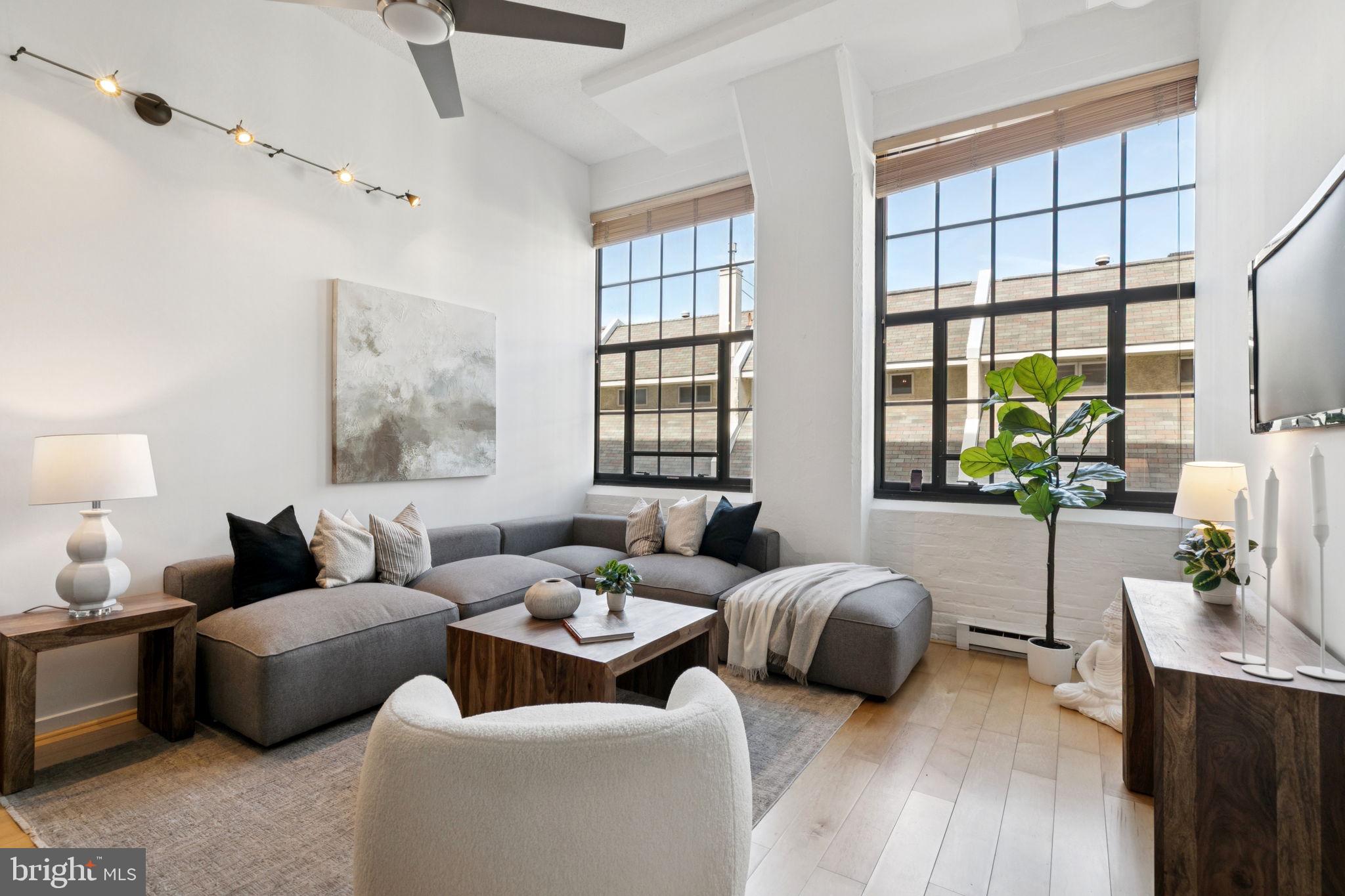 2429 LOCUST STREET 41 318