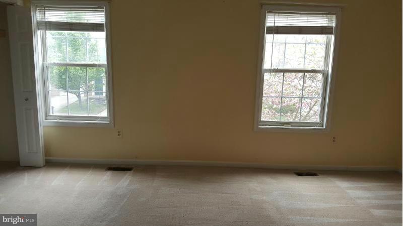 HIGHLANDS OF WARRENTON PHASE 2 - Residential