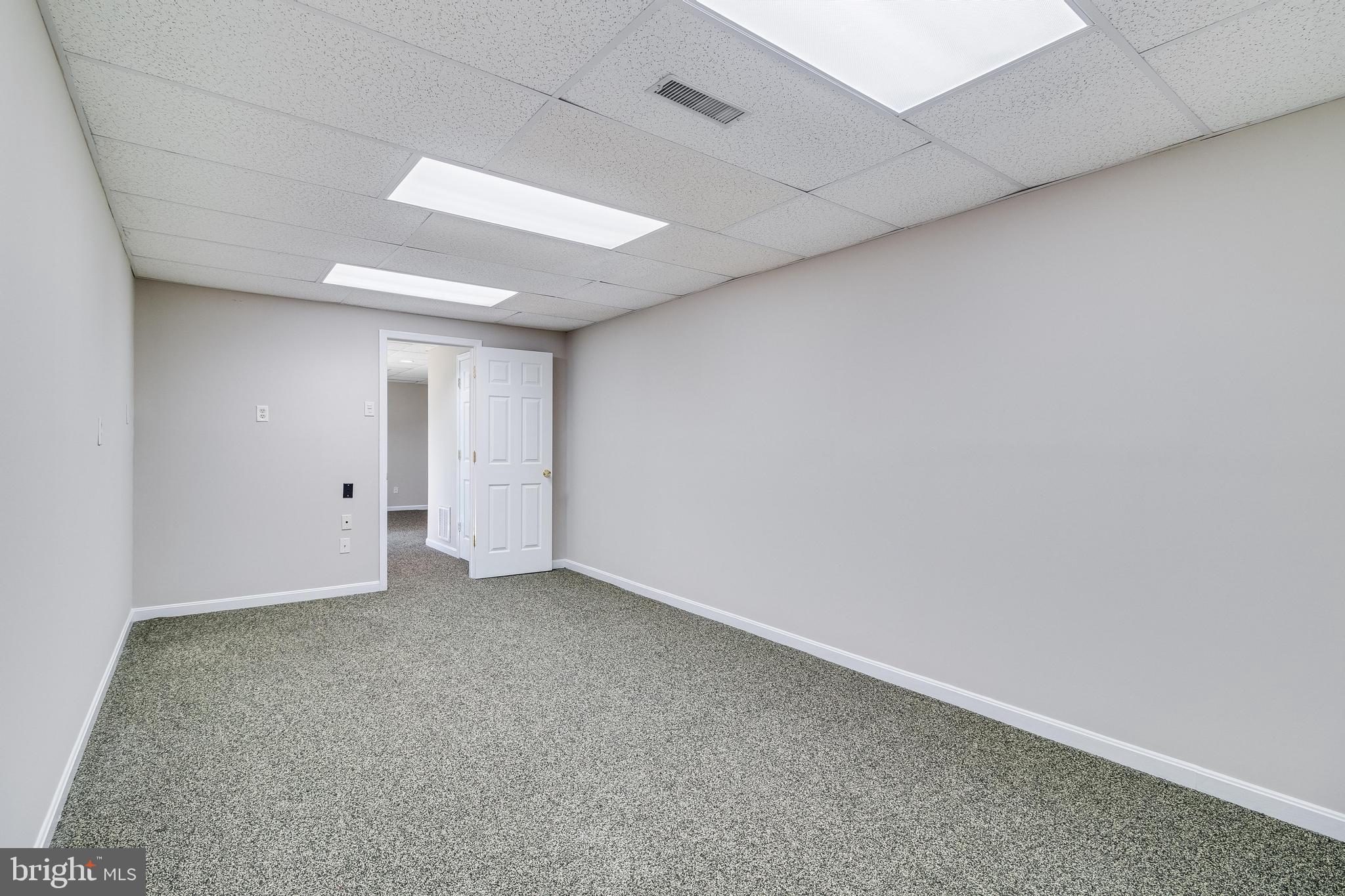 LONG BEACH - Residential