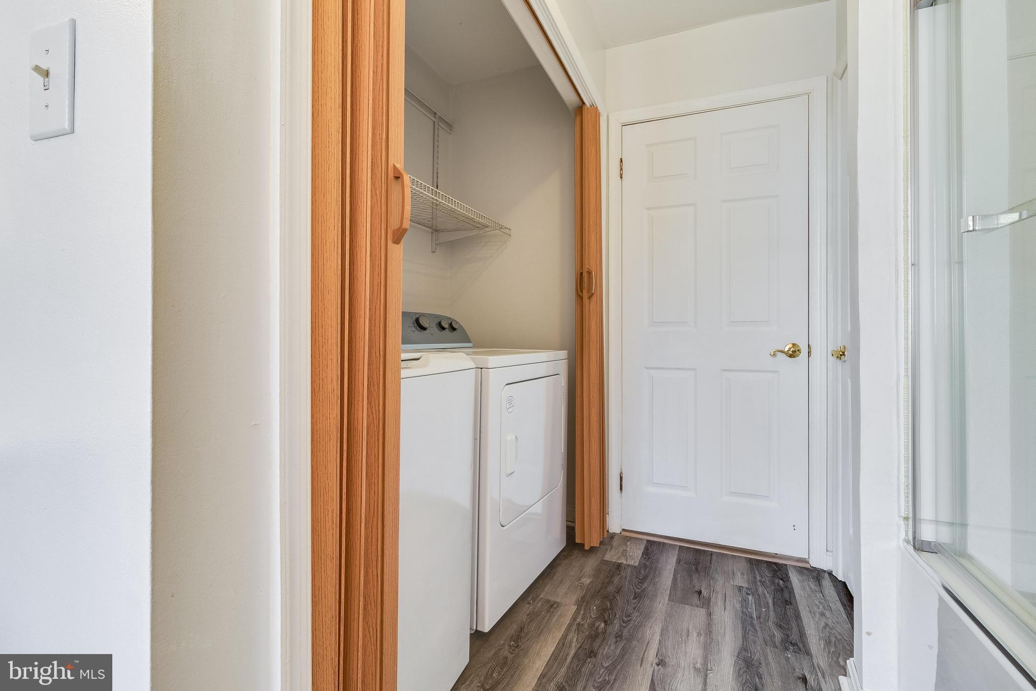 LONG BEACH - Residential