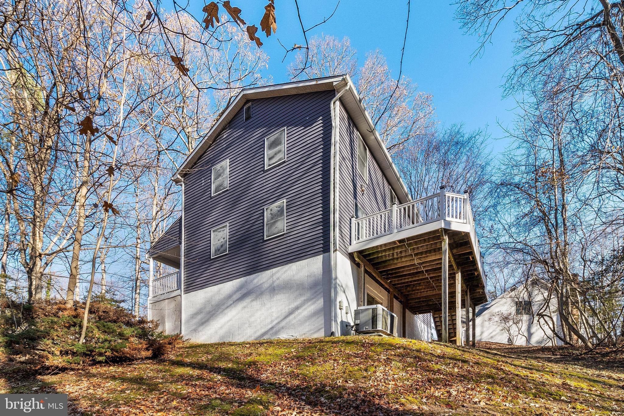 LONG BEACH - Residential