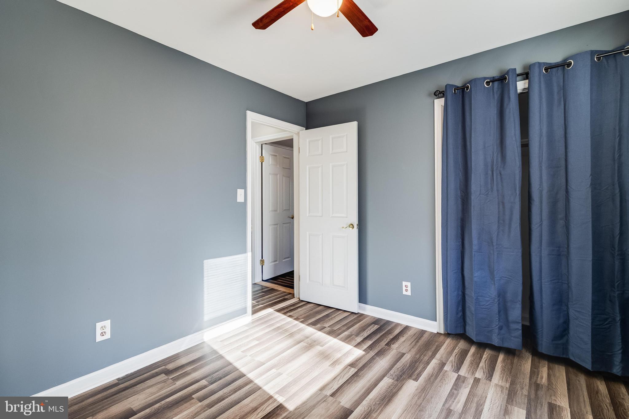 LONG BEACH - Residential