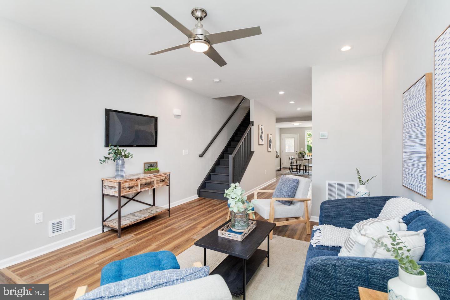 BROADWAY EAST - Residential