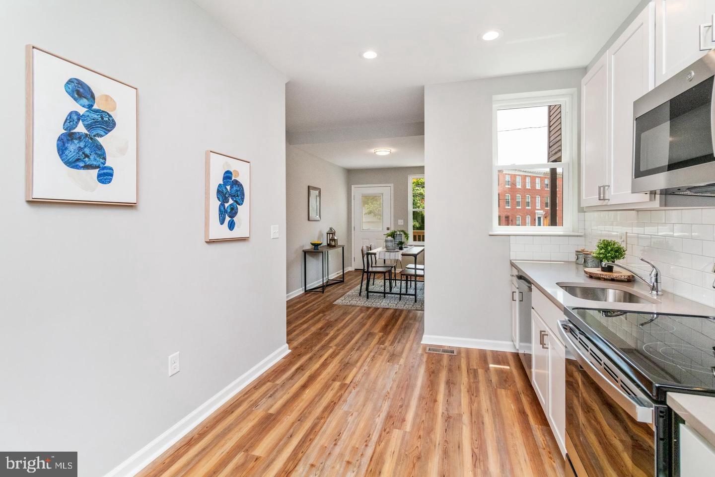 BROADWAY EAST - Residential