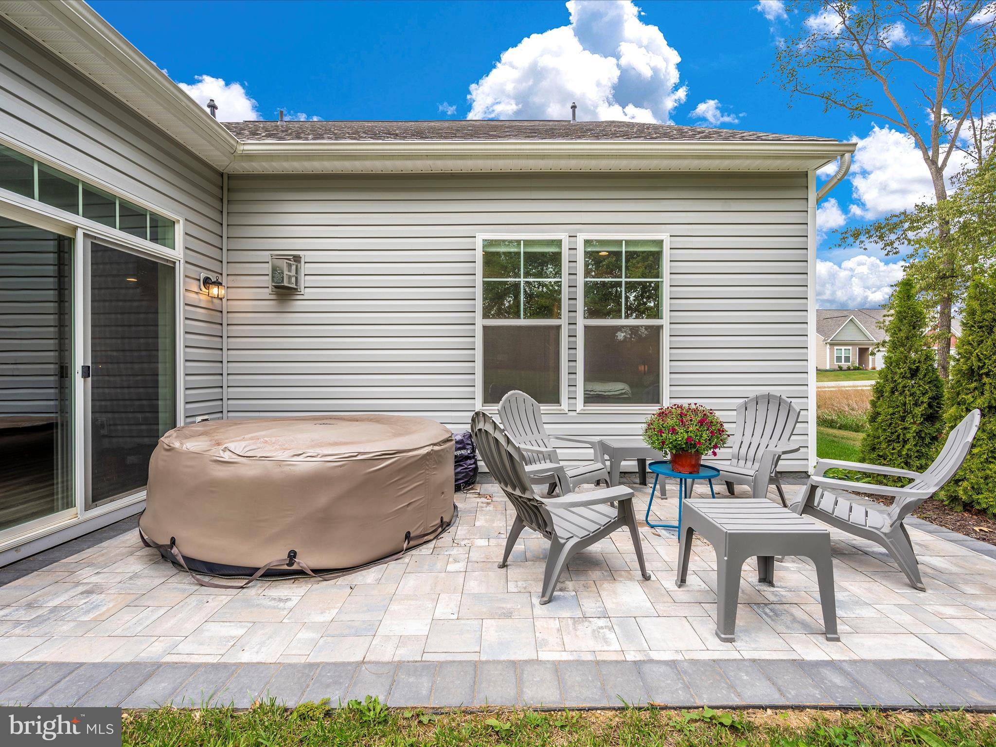 ROSEHILL MANOR - Residential