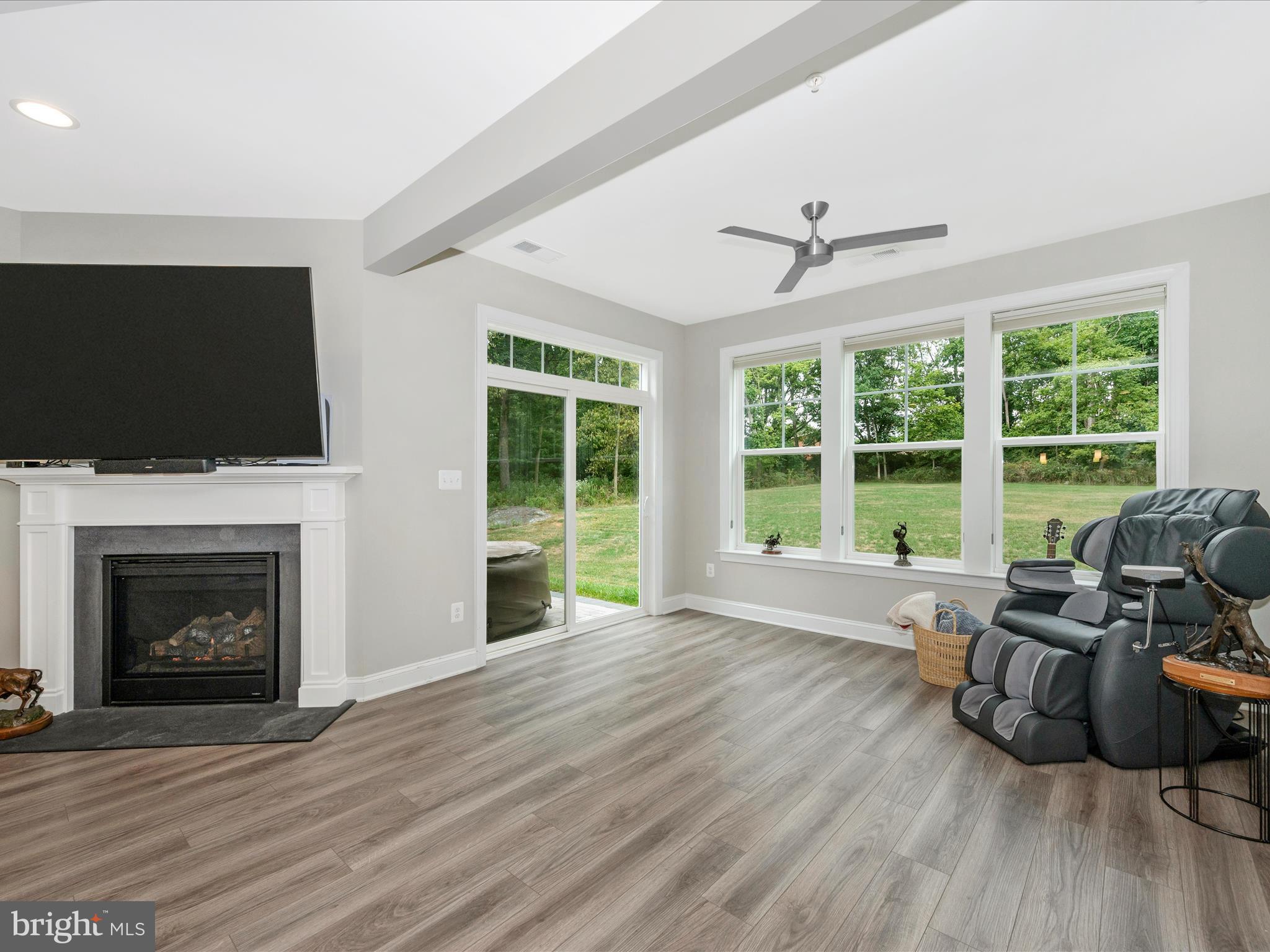 ROSEHILL MANOR - Residential