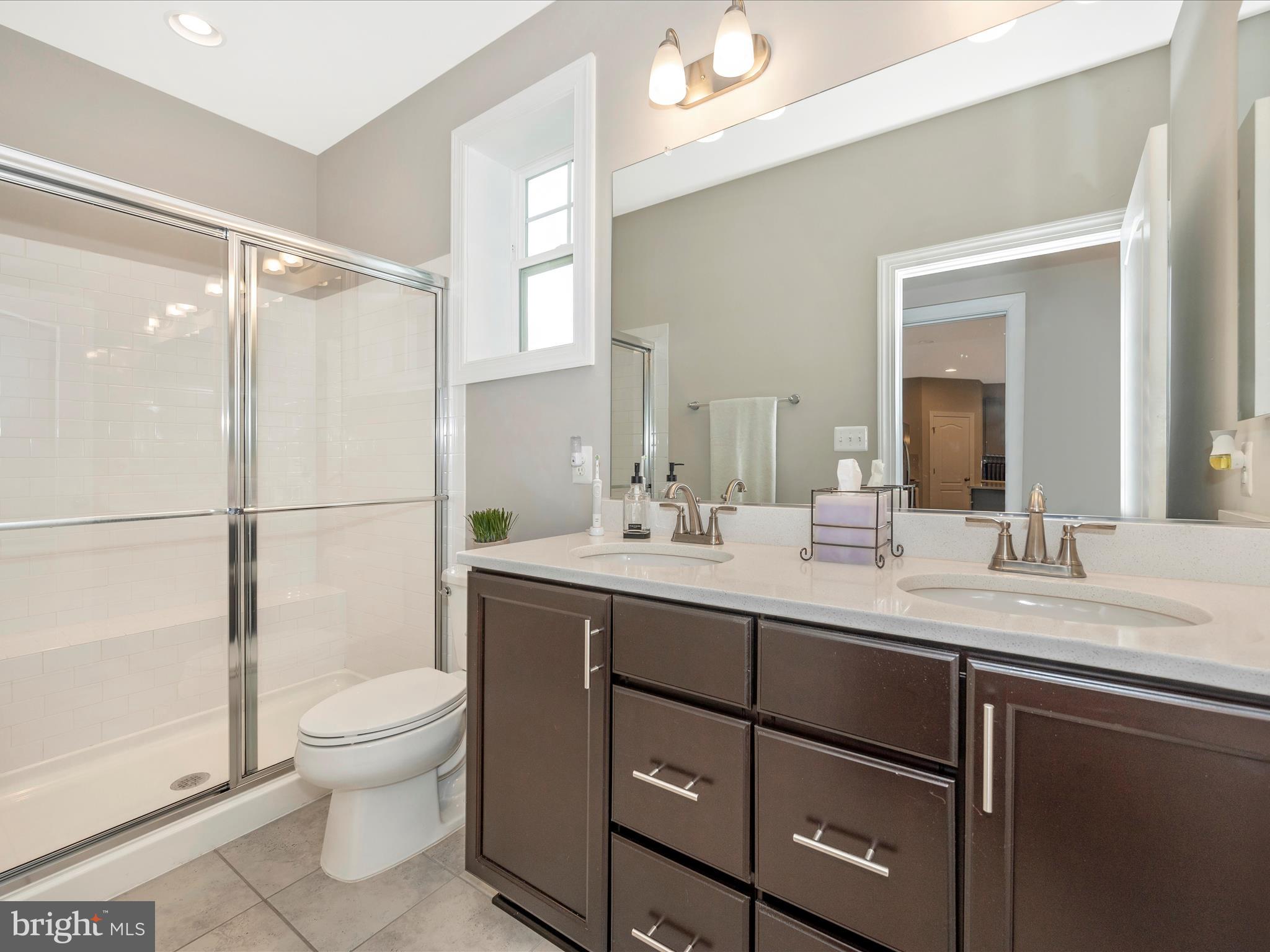 ROSEHILL MANOR - Residential