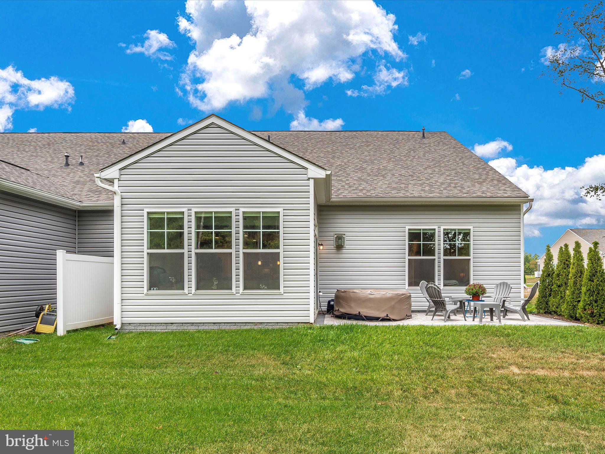 ROSEHILL MANOR - Residential