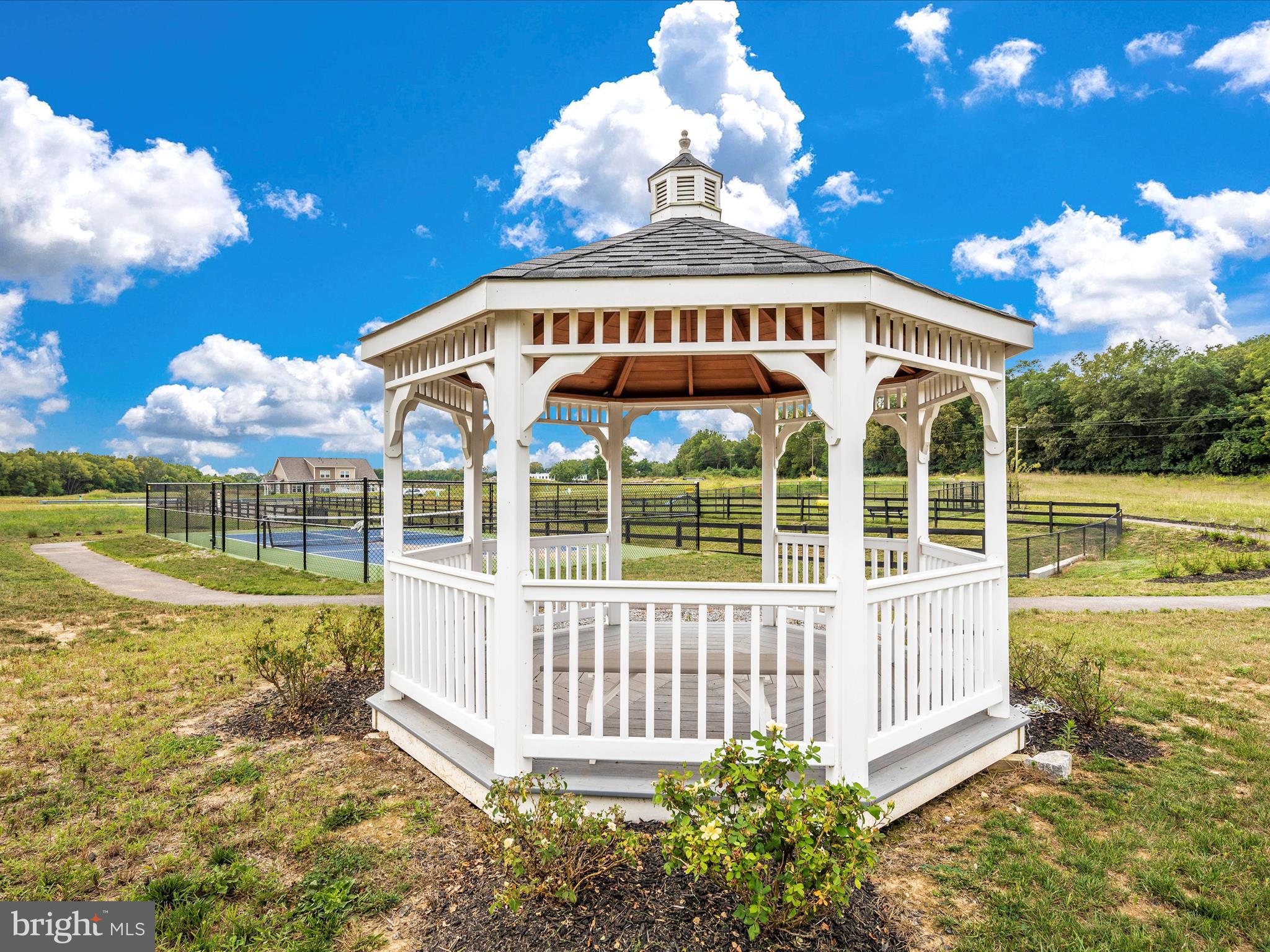 ROSEHILL MANOR - Residential