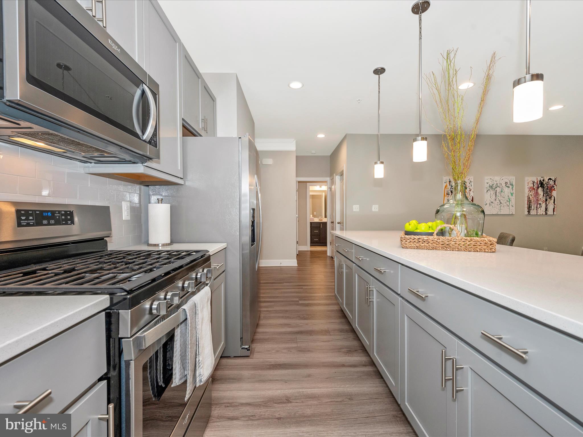 ROSEHILL MANOR - Residential