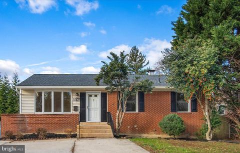 Photo of 11002 Newport Mill Road, KENSINGTON, MD 20895 (MLS # MDMC2156862) Photo of 11002 Newport Mill Road, KENSINGTON, MD 20895 (MLS # MDMC2156862)