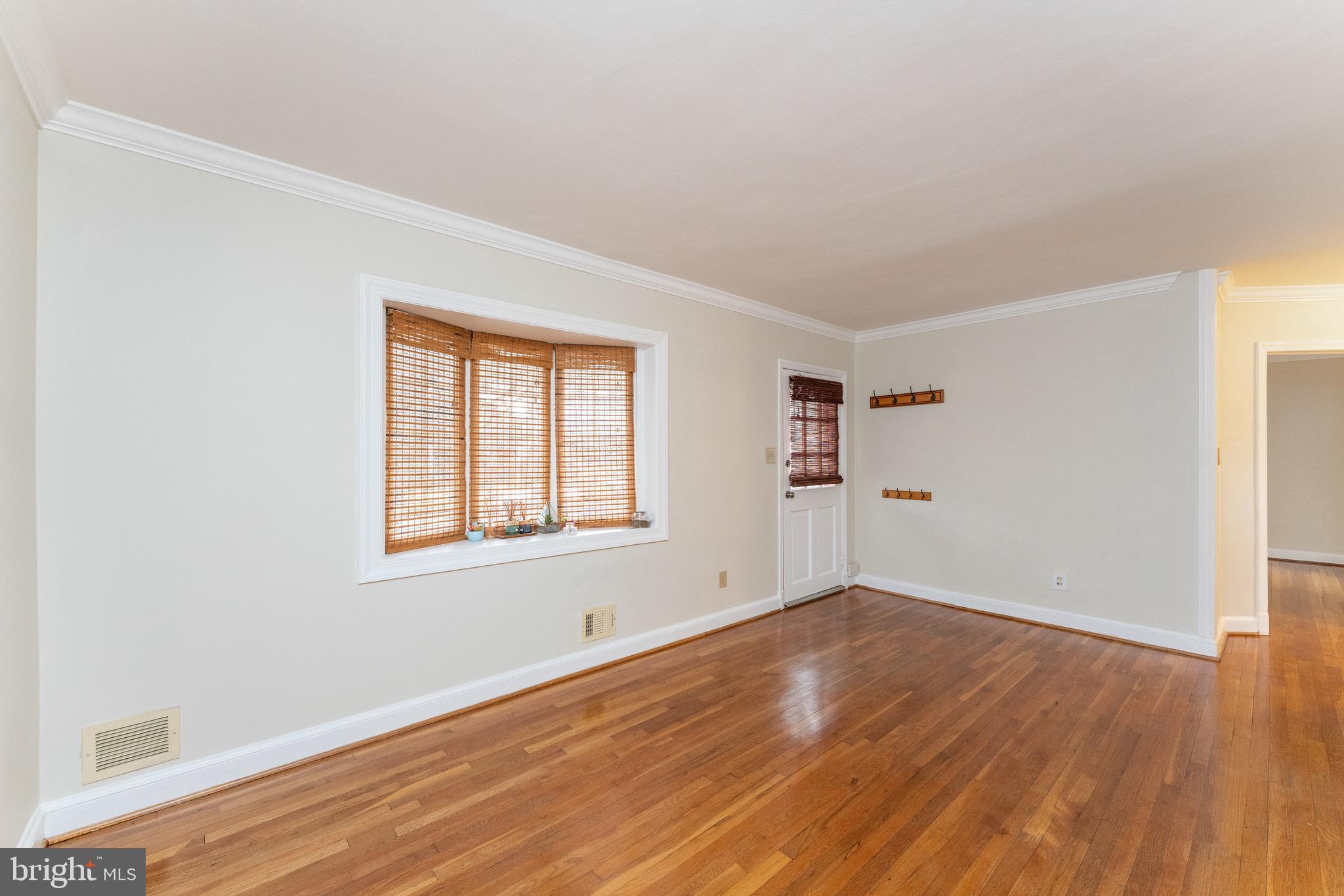 FOREST ESTATES - Residential Lease