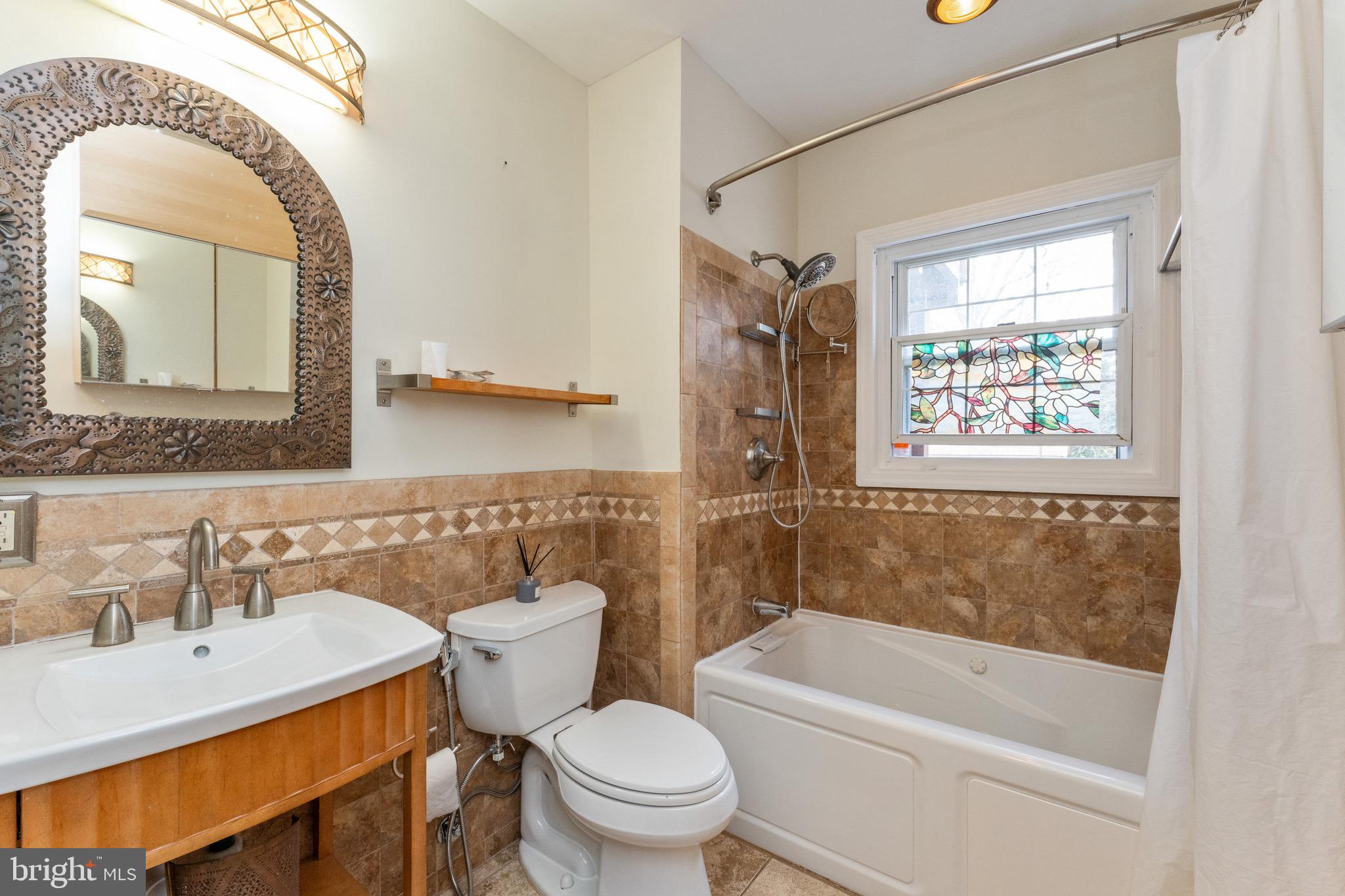 FOREST ESTATES - Residential Lease