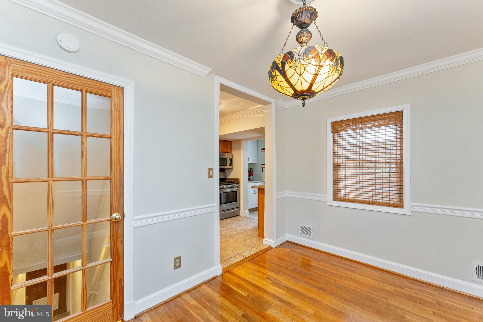 FOREST ESTATES - Residential Lease